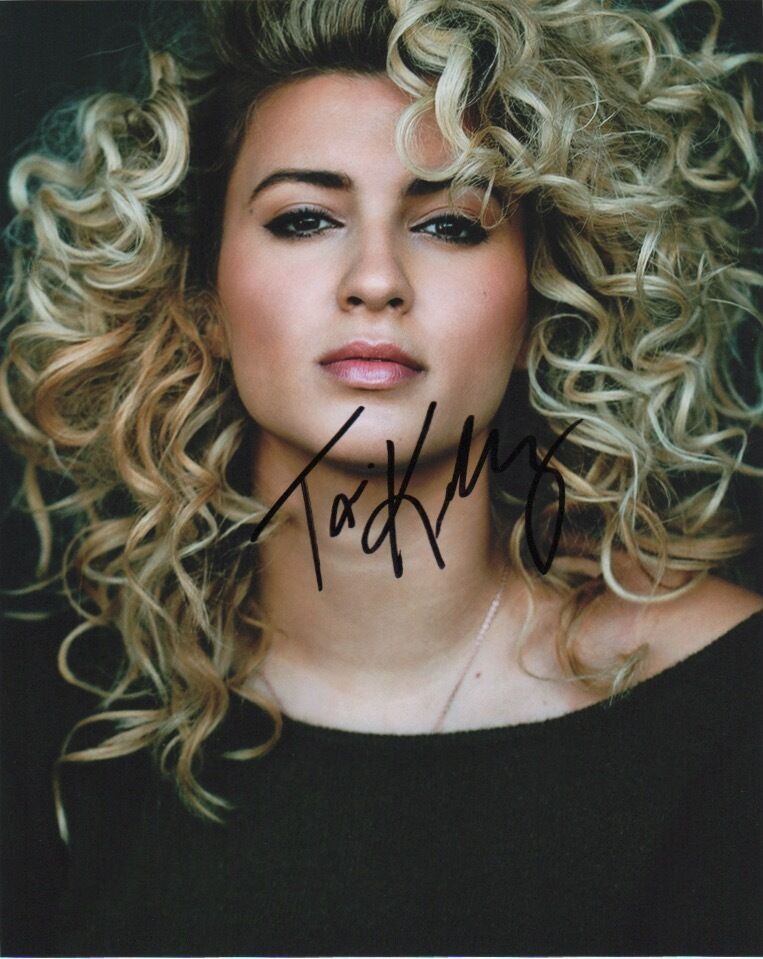 Tori Kelly Autographed Signed 8x10 Photo Poster painting COA B