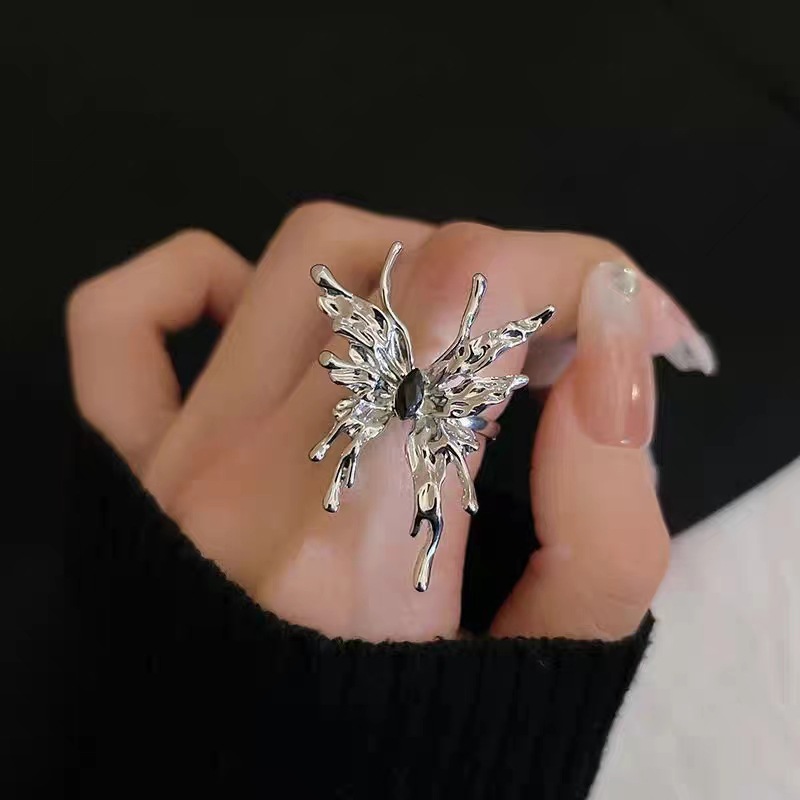 Rotimia Luxurious sweet butterfly ring