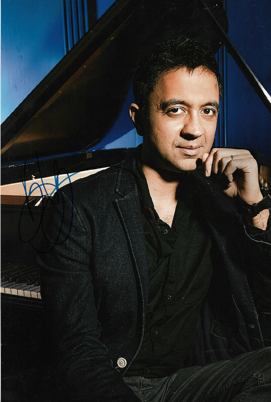 Vijay Iyer signed 8x12 inch Photo Poster painting autograph