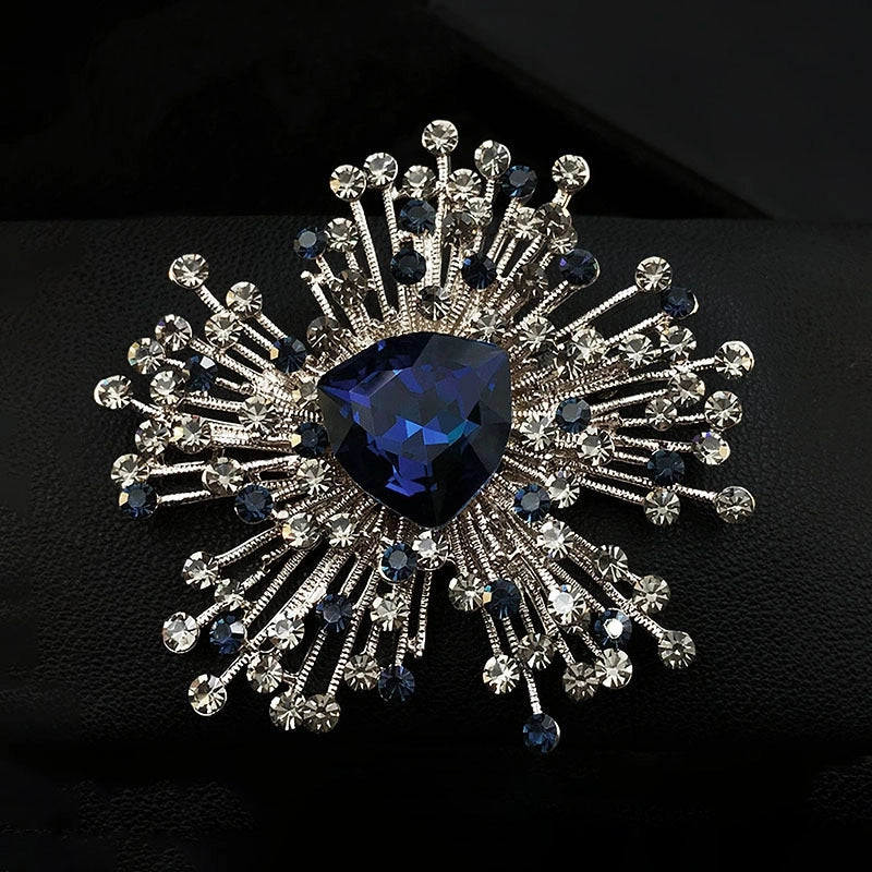 Luxury Emerald Crystal Brooch Women’s Retro Exaggerated Fashion Corsage New Elegant Full Diamond Pin Accessories