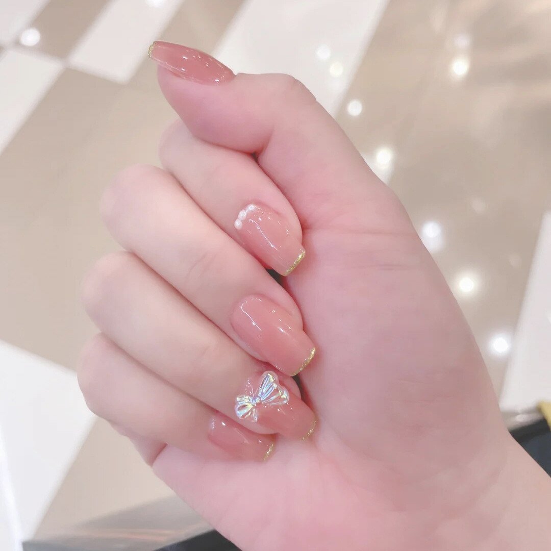 Delicate Kawaii Butterfly Reusable False Nail Solid Color Bow-knot Crystal Nail Artificial Tipsy Fake Nails with Jelly Gum