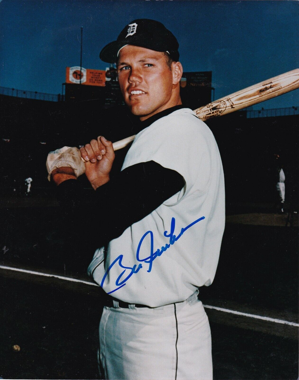 BILL HAN DETROIT TIGERS COLOR ACTION SIGNED 8x10