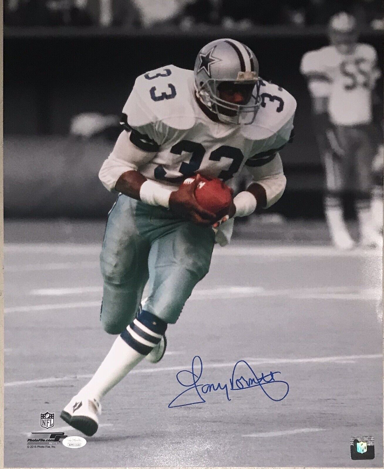 Tony Dorsett Dallas Cowboys RB Autographed 16x20 Pose #1 JSA Witnessed