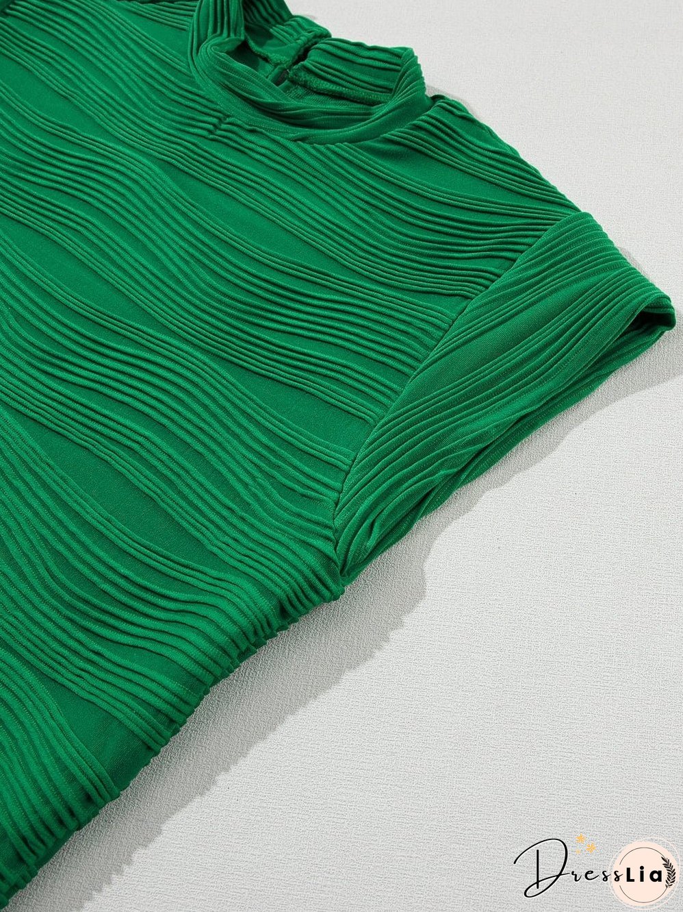 Elegant Wave Pattern Blouse