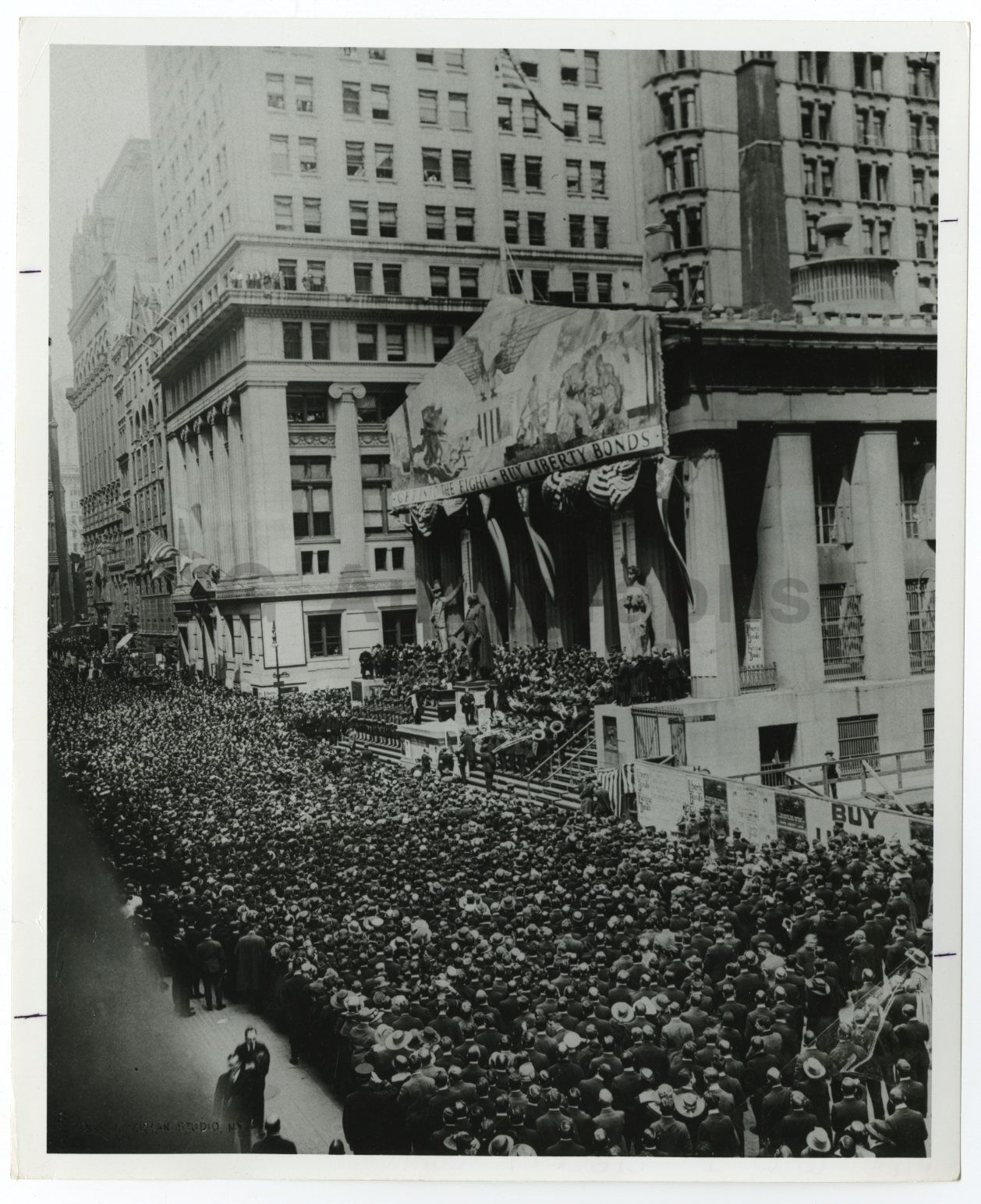 World War I - Vintage 8x10 Publication Photo Poster paintinggraph - Liberty Loan Drive