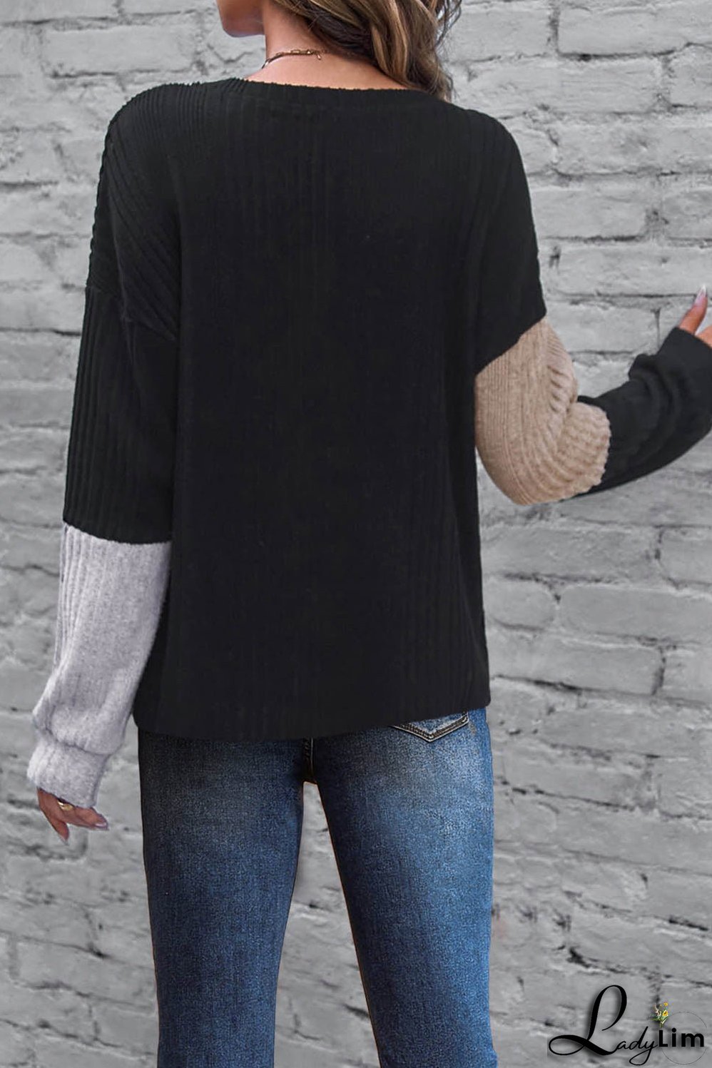 Casual and Comfortable Top