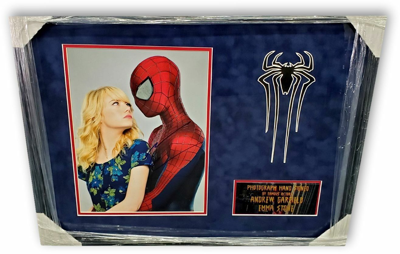 Andrew Garfield Emma Stone Dual Autographed 11X14 Photo Poster painting Spider-Man Framed GV