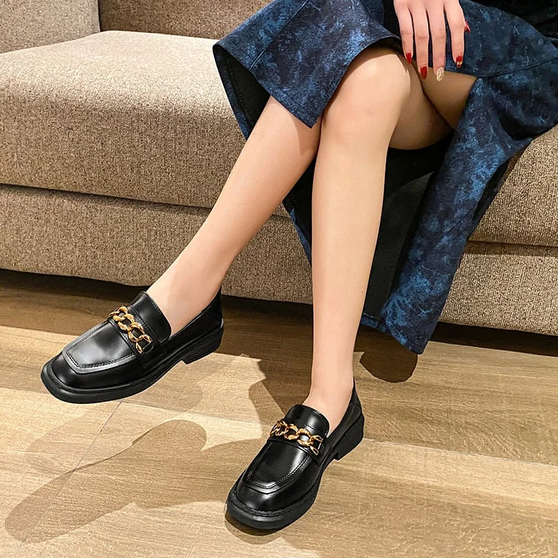 Women's Loafers for 2022 Casual Ladies Autumn Low Heels Designer Genuine Leather Fashion Oxfords Slip-on shoes Moccasins
