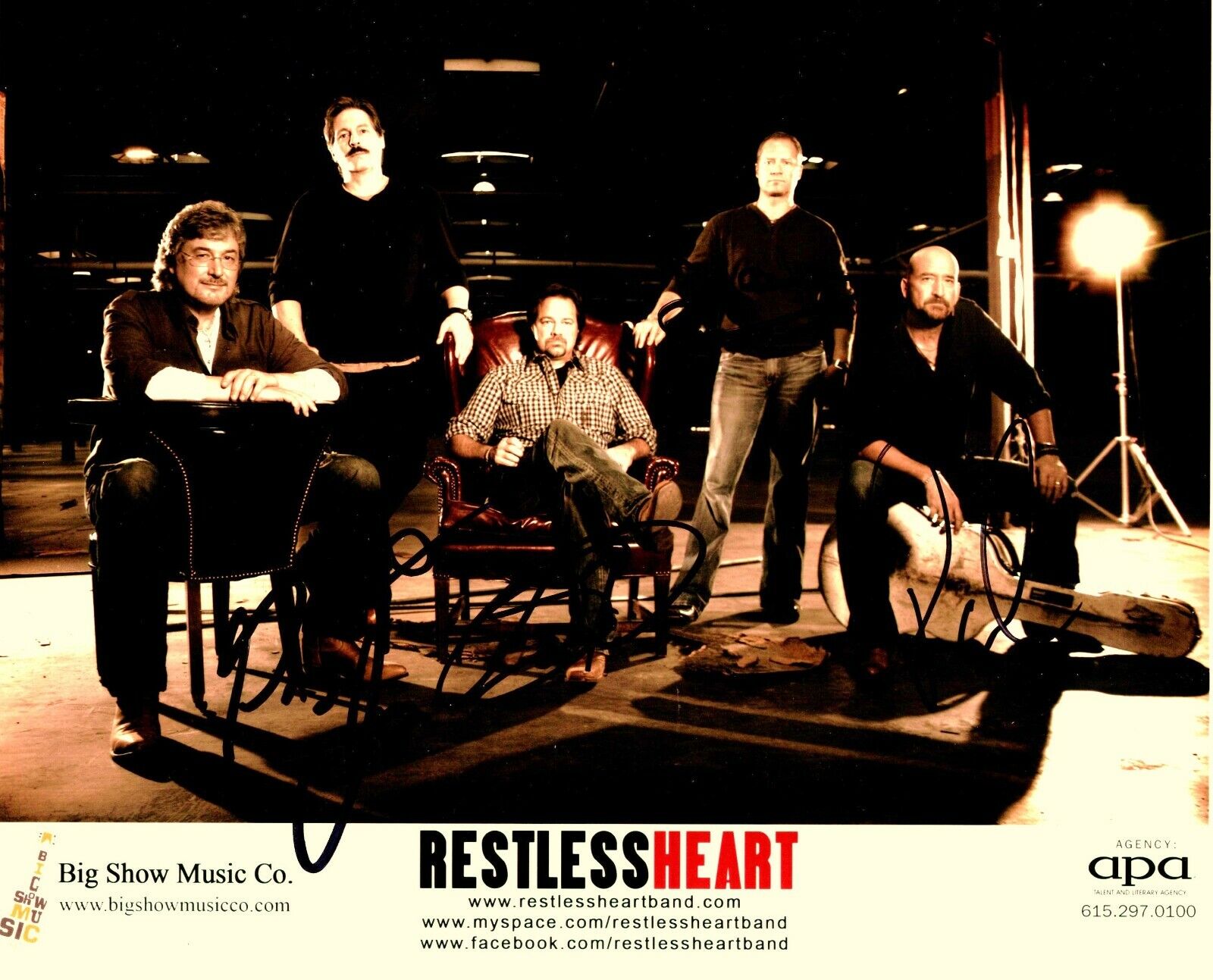 AUTOGRAPHED 8X10 RESTLESS HEART AUTOGRAPHED Photo Poster painting SIGNED BY ALL UACC COA