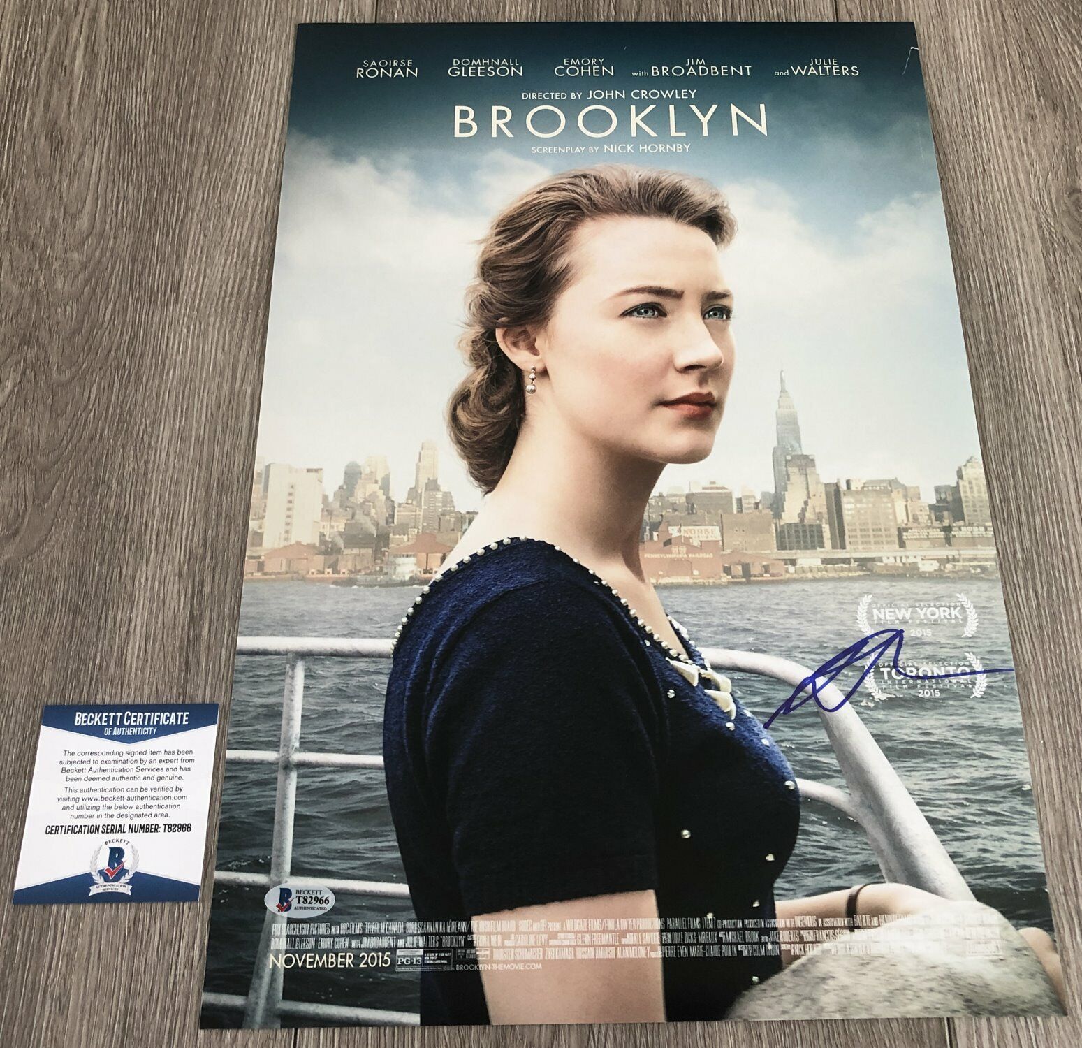 SAOIRSE RONAN SIGNED BROOKLYN 12x18 Photo Poster painting w/EXACT PROOF & BECKETT BAS COA