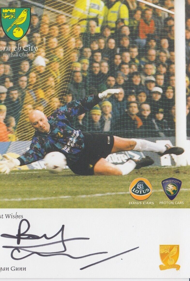 BRYAN GUNN HAND SIGNED 6X4 Photo Poster painting NORWICH CITY FOOTBALL AUTOGRAPH 1