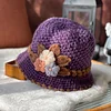 Chapeau seau en crochet &agrave; fleurs vintage