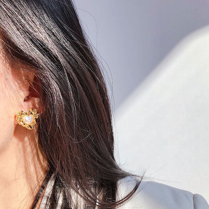Irregular heart-shaped earrings | Vintage pearl earrings | 925 silver pin