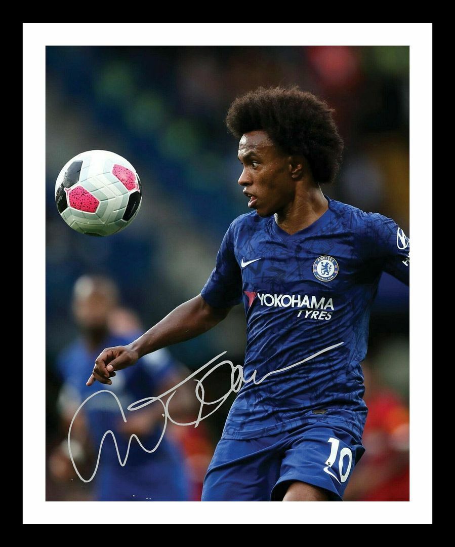 Willian - Chelsea Autograph Signed & Framed Photo Poster painting