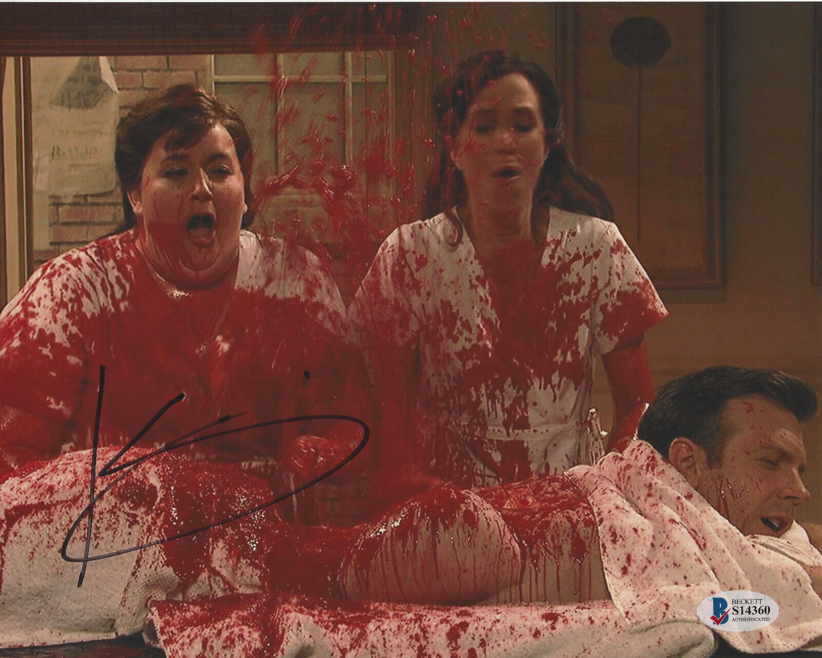 KRISTEN WIIG SIGNED SATURDAY NIGHT LIVE SNL 8X10 Photo Poster painting ACTRESS BECKETT COA BAS