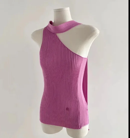 Uveng Uveng Ribbon Hanging Neck Knitting Sling Suit For Women 2023 Summer New Sweet Spicy Sleeveless Top