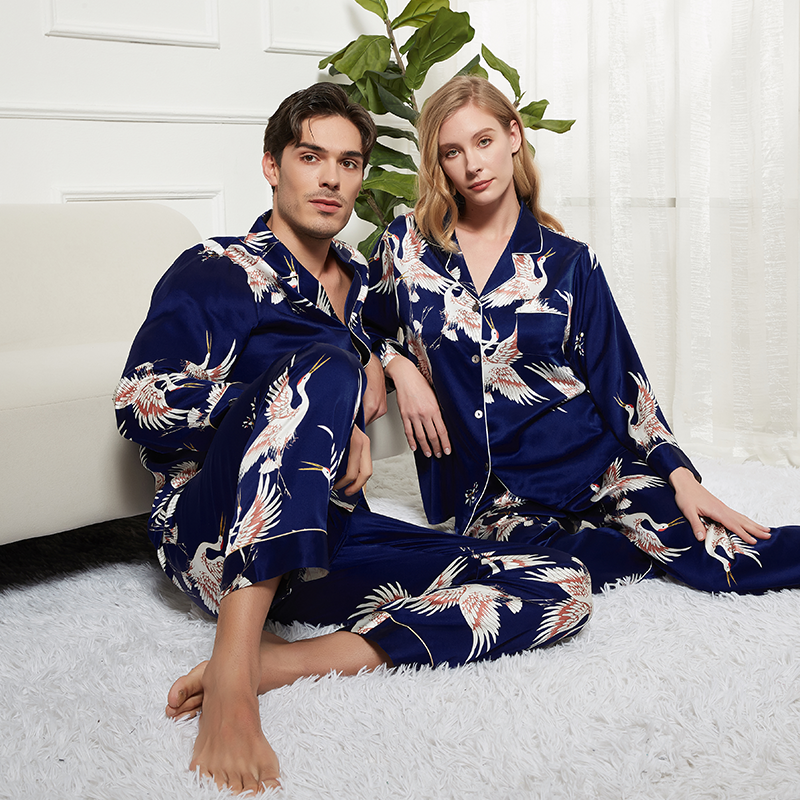 Pyjama long en soie imprimé motif grue pour couple- SOIE PLUS