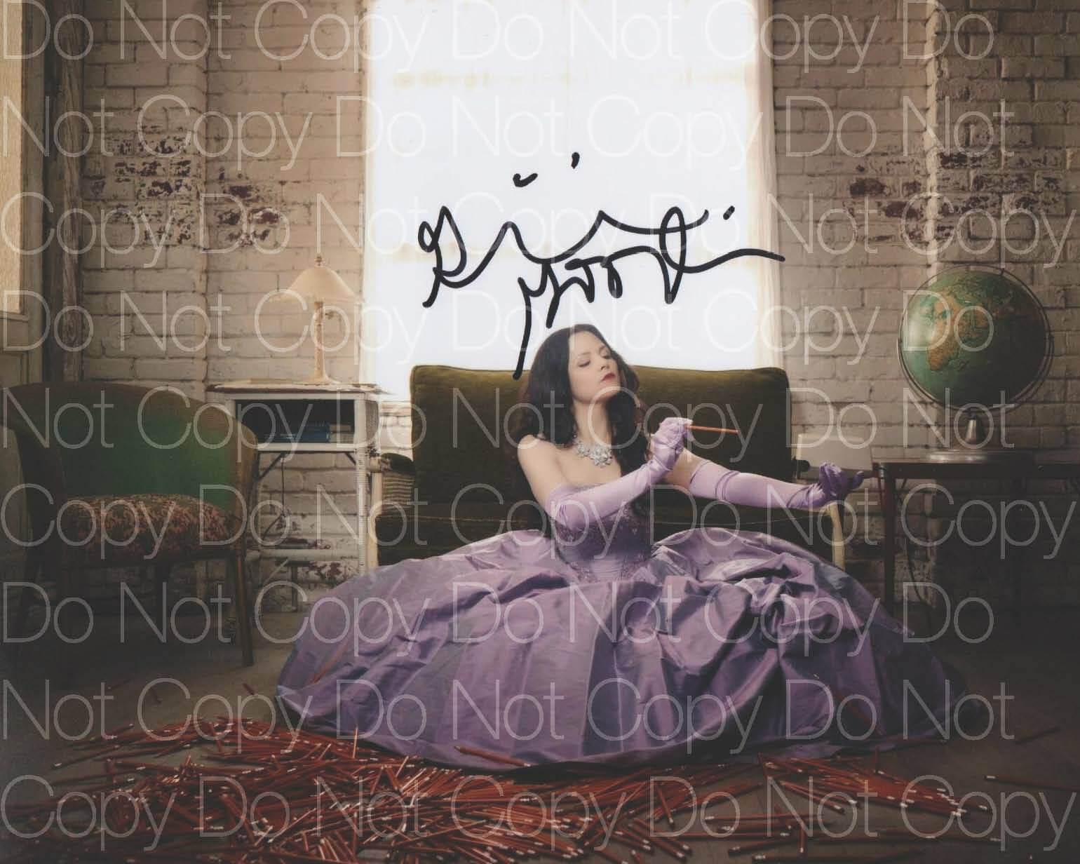 Once Upon A Time Ginnifer Goodwin signed 8x10 Photo Poster painting picture poster autograph RP