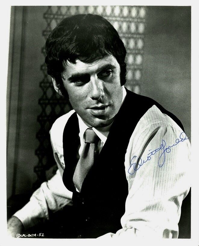 Young ELLIOTT GOULD Signed Photo Poster painting