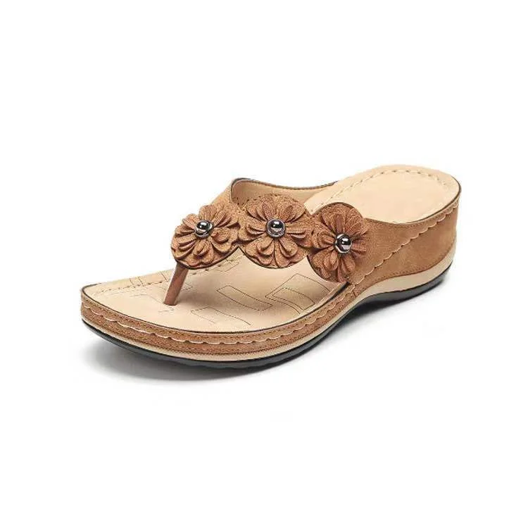 Yyvonne New Beach Sandals Line Thick Bottom Slope And Jacket Slippers Fashion Flower Decoration Slippers
