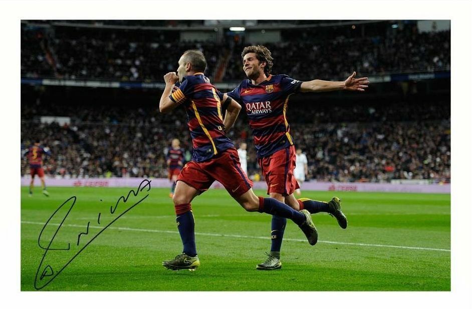 ANDRES INIESTA - FC BARCELONA AUTOGRAPH SIGNED Photo Poster painting POSTER PRINT