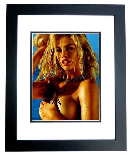 Hailey Clausen Signed - Autographed Sports Illustrated Model 8x10 Photo Poster painting FRAMED