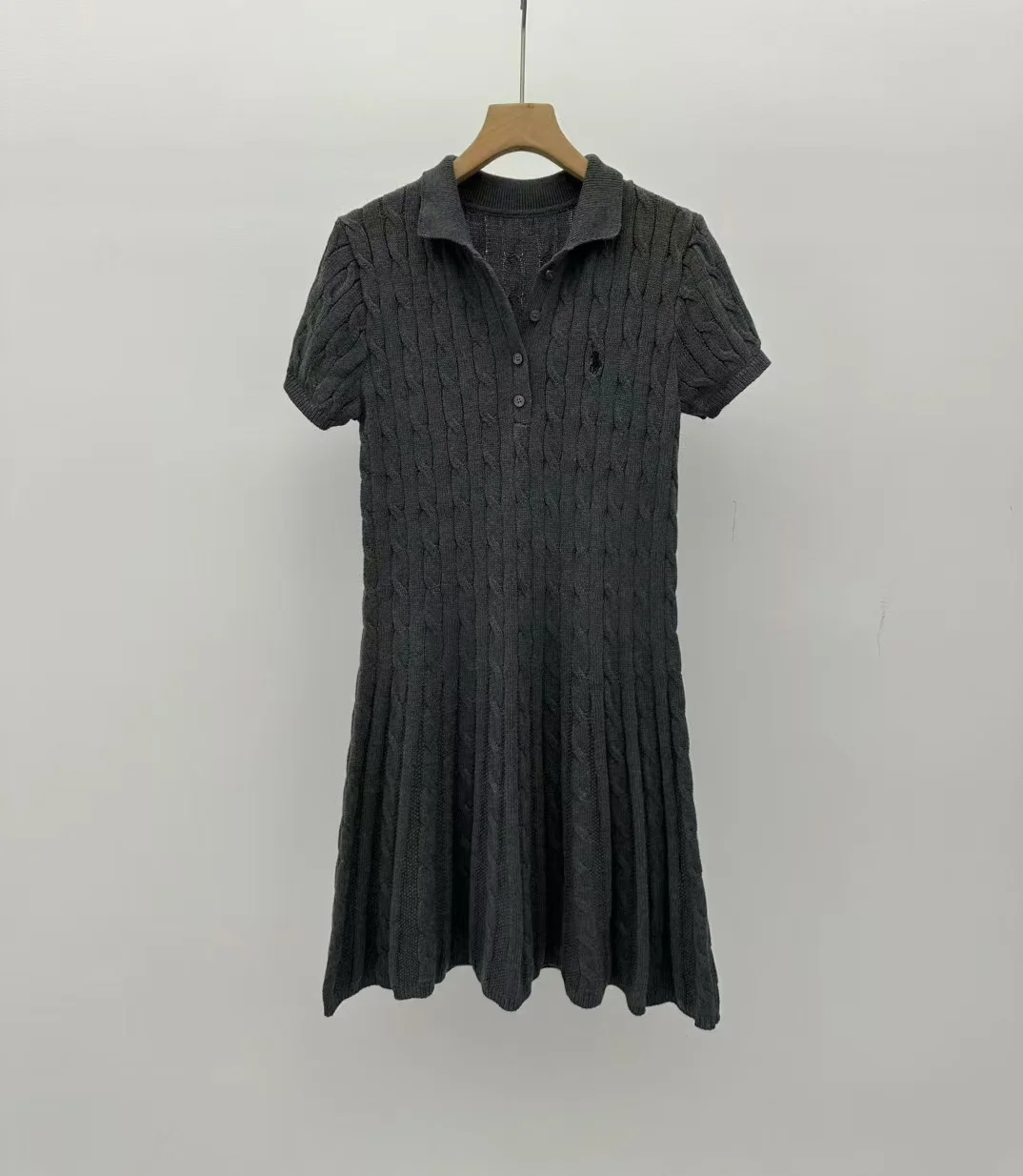 Nigikala Nigikala Short-Sleeved Knitted Dress Woman 2025 New College Style Polo Collar Slimming Waist