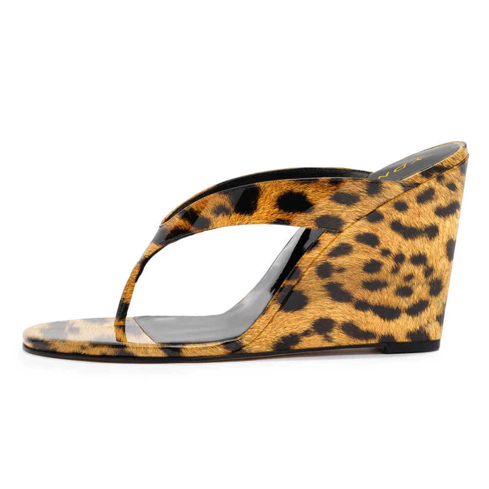 Chic Leopard Print Open Toe Flip Flop Wedge Sandals for Women