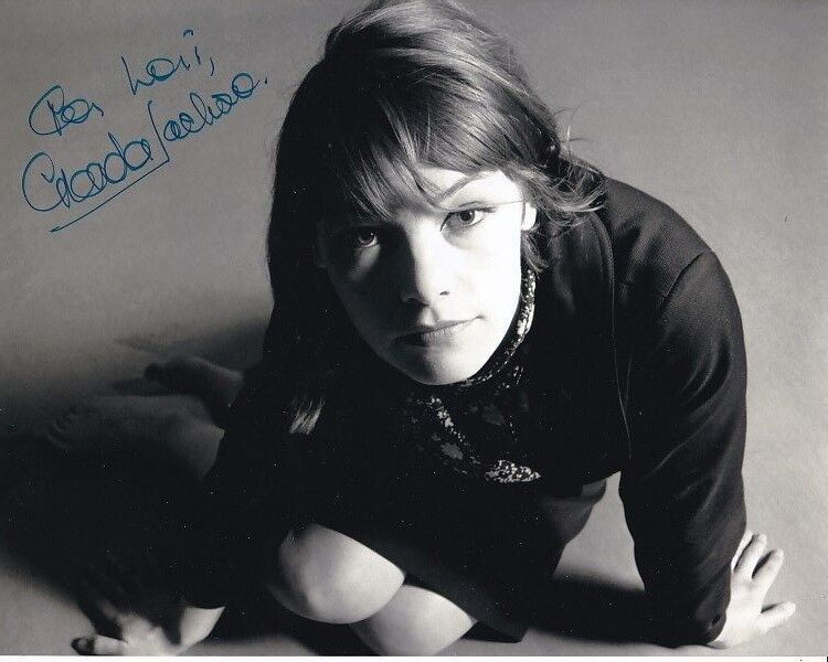 GLENDA JACKSON Autographed Signed Photo Poster paintinggraph - To Lori