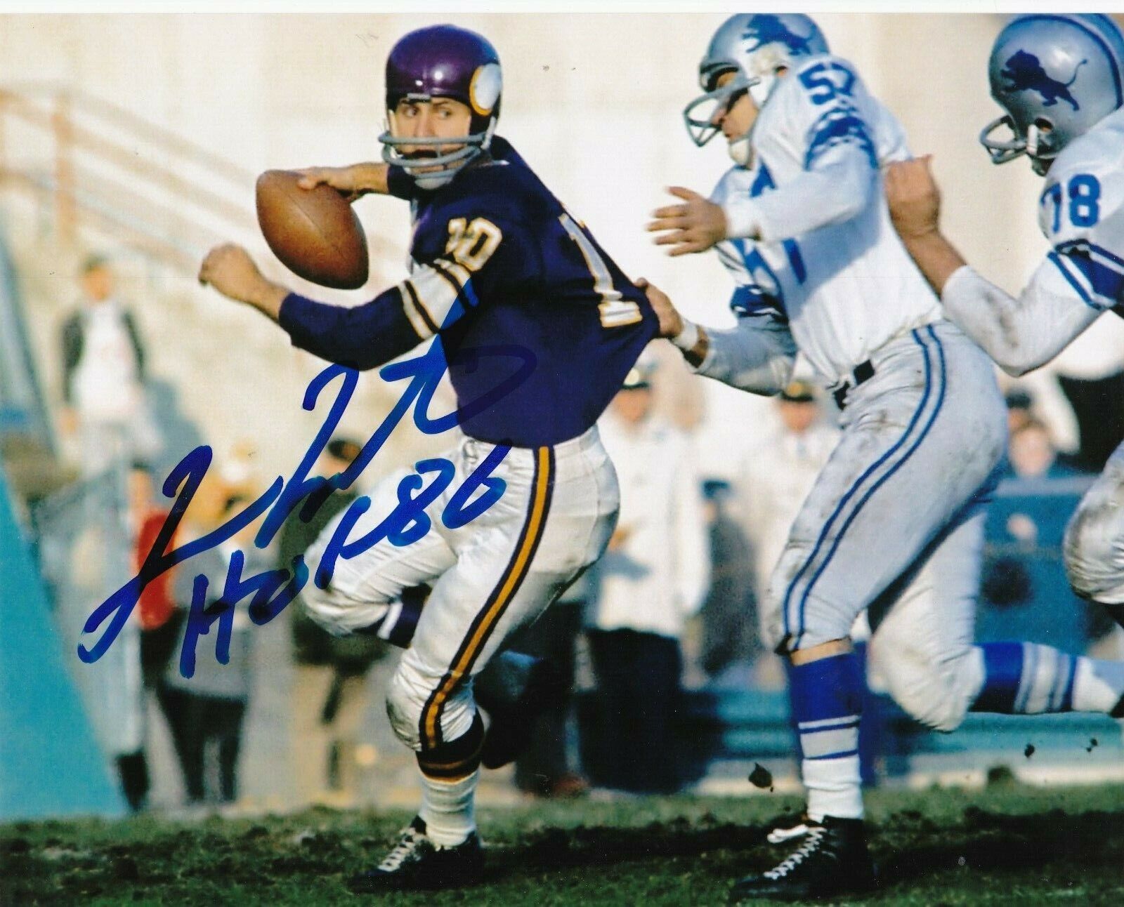 FRAN TARKENTON MINNESOTA VIKINGS HOF 86 ACTION SIGNED 8x10