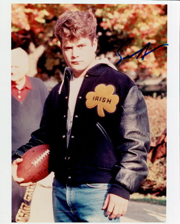 Sean Astin (Vintage Rudy) signed authentic 8x10 Photo Poster painting COA