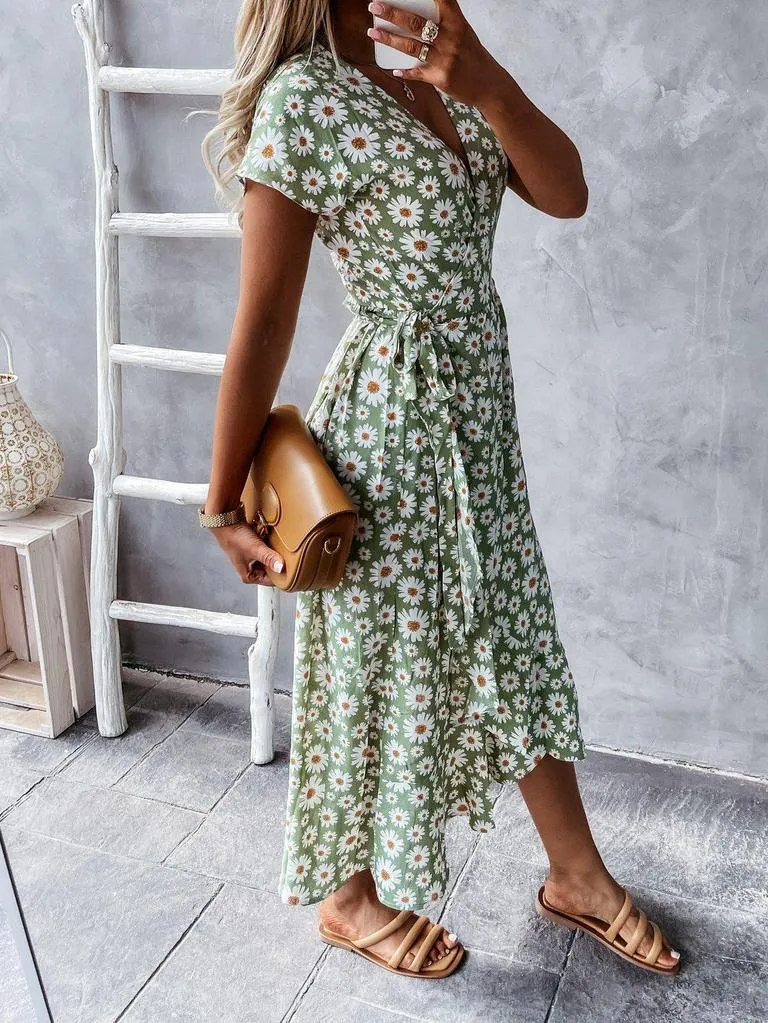 Youthful Floral Print Short Sleeve Midi Dress-vocosishoes