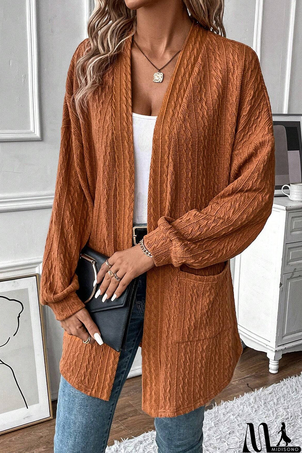 MidiSono - Simple and Stylish winter Cardigan