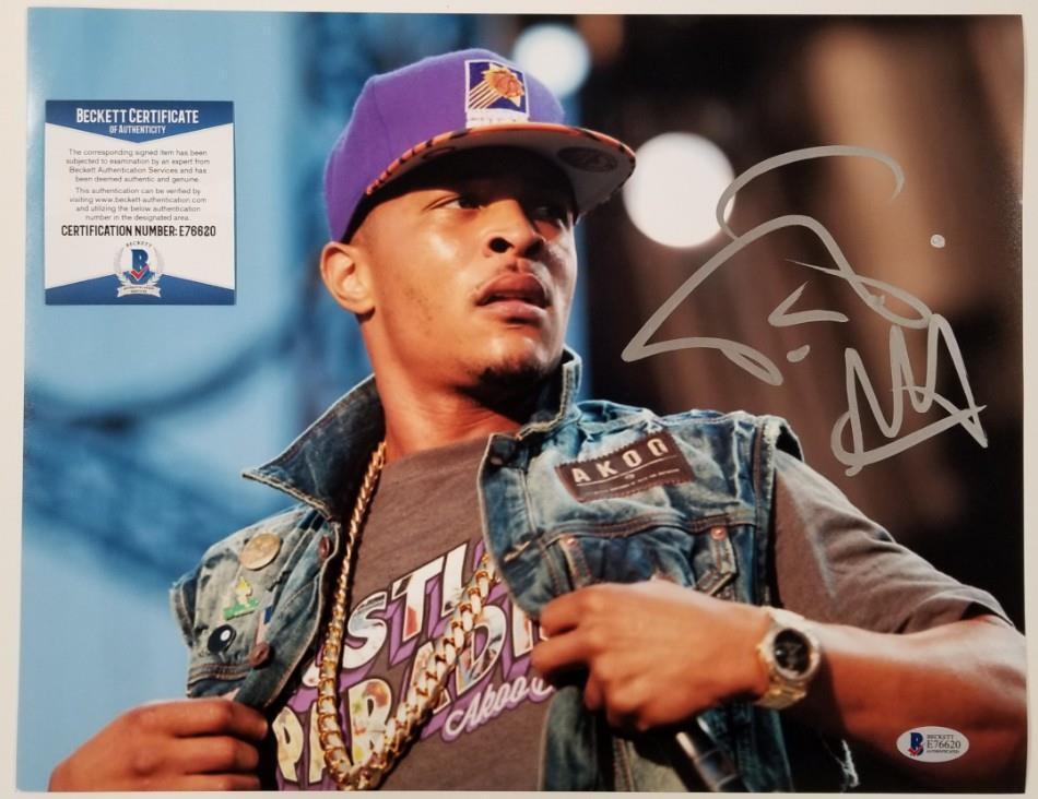 T.I. Clifford Harris Jr. Signed 11x14 Photo Poster painting #8 Hip Hop/ Rapper ~ Beckett BAS COA