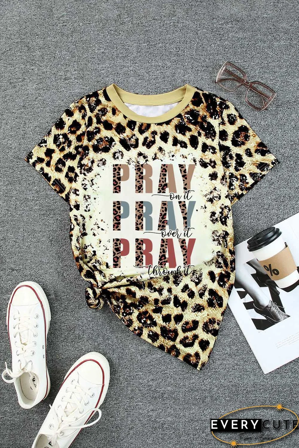 Leopard PRAY Print Bleached T-shirt