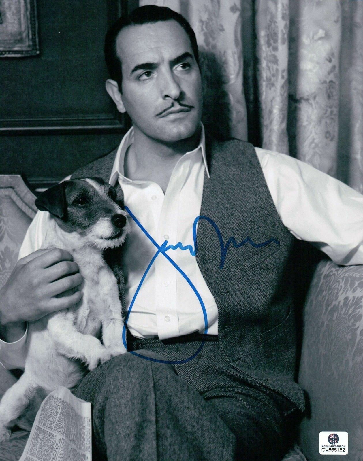 Jean Dujardin Signed 8X10 Photo Poster painting Autograph The Artist w/Dog Jack