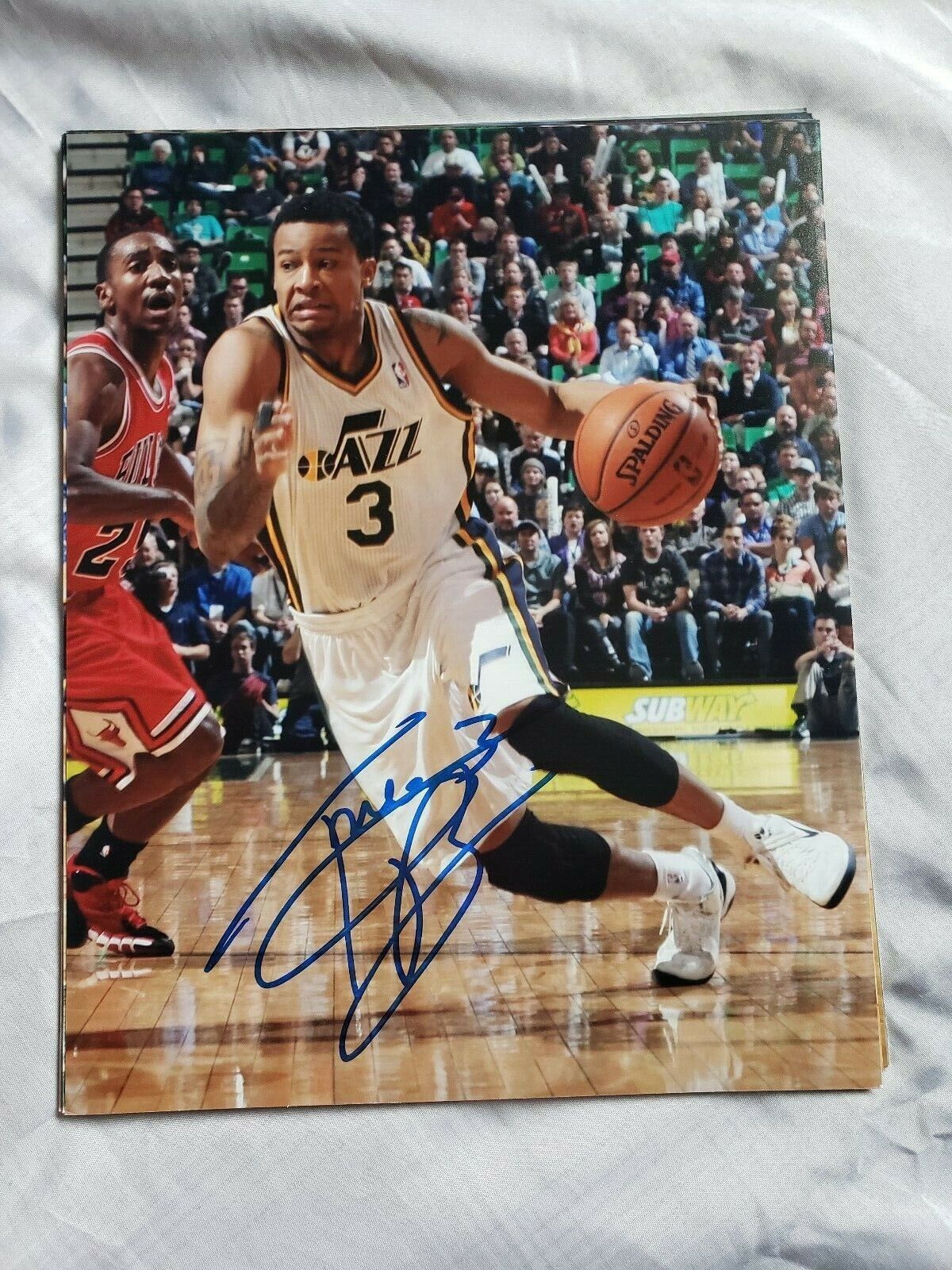 TREY BURKE UTAH JAZZ SIGNED AUTOGRAPHED 8x10 Photo Poster painting COA BASKETBALL MICHIGAN 1