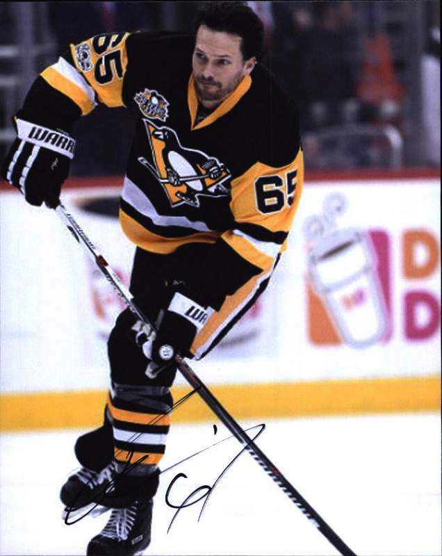 Ron Hainsey signed NHL hockey 8x10 Photo Poster painting W/Cert Autographed A0005