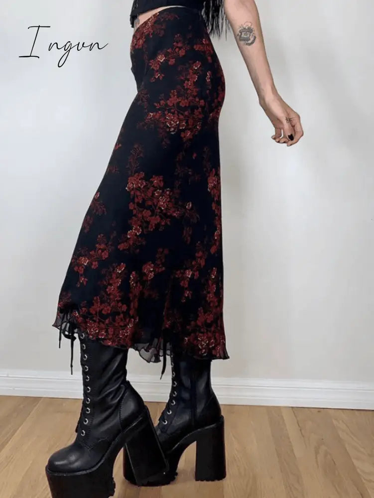 Mesh Paneled Floral Midi Skirt Black / S Skirts
