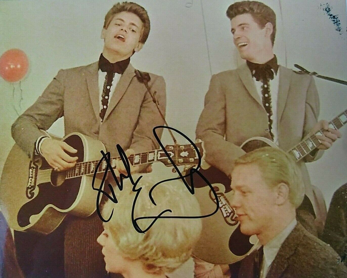 Phil Everly - Everly Brothers - signed 8 x 10