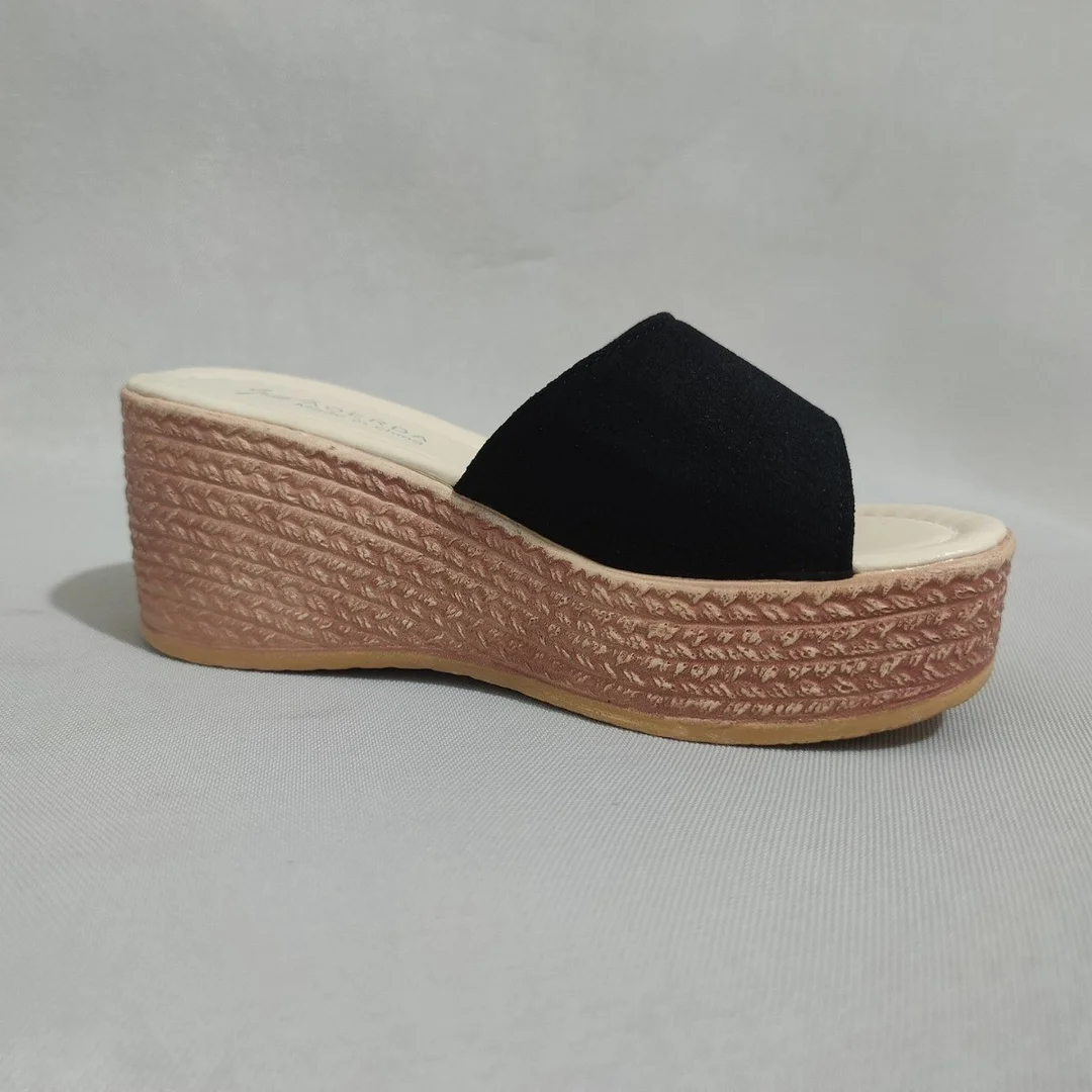 Breakj Breakj And Slippers Women Simple Solid Color 7Cm Word Cool Drag Out Of The Street Fashion Large-Size Slippers To Increase The High Loose Cake Slippers