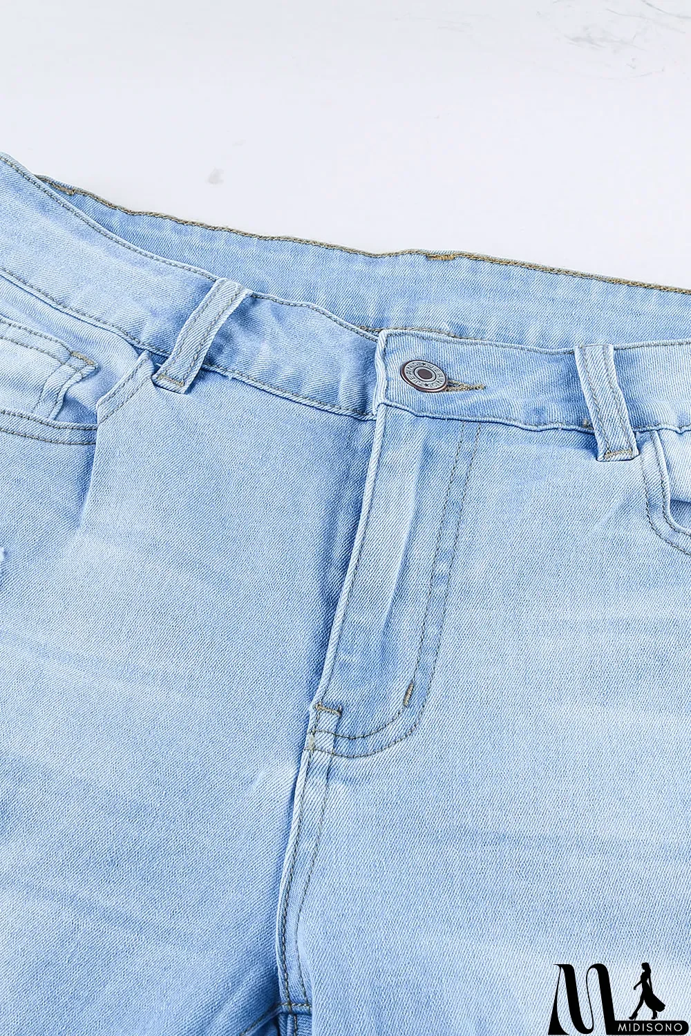 MidiSono - Blank Apparel - Light Blue Washed Ripped Jeans