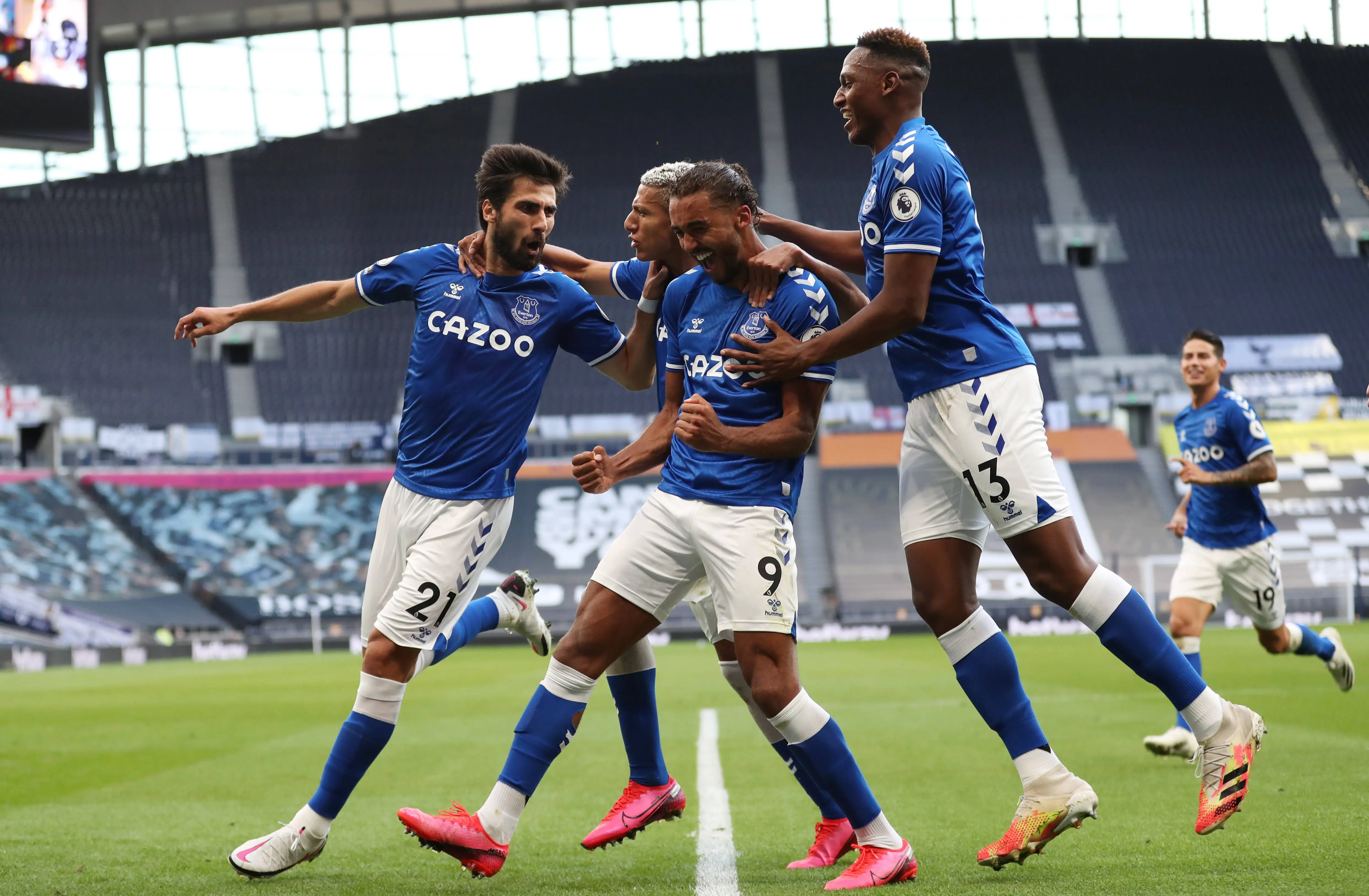 Everton Signs Chelsea Midfielder Hall for £25.9m, Contract Until 2030jersey|football shirt|football kit|football sportswear