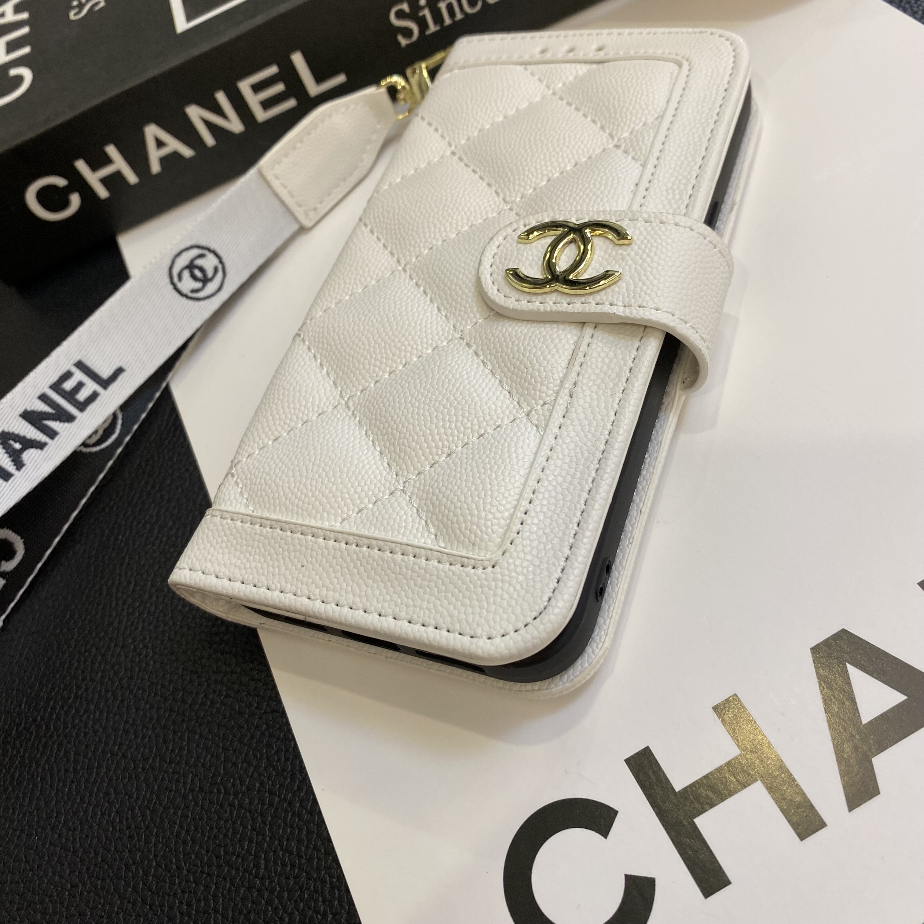 Chanel Genuine Leather Wallet Leather Crossbody Bag Apple iPhone Case