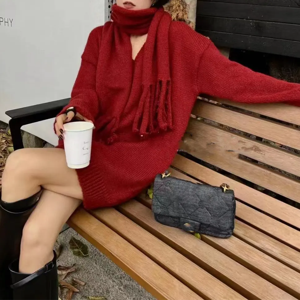 Churchf Churchf Send Scarf 2024 Autumn / Winter New Design Sense Loose V-Neck Solid Color Pullover Sweater Top