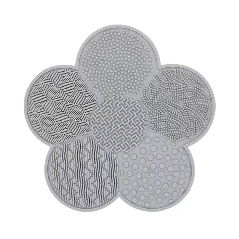 Silicone Apple Scrubbing Pad With Suction Cup Silicone Makeup Brush Cleaning Pad Portable Washing Tool Large Number Of In Stock