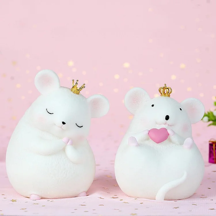 Little Fat Mouse Heart Piggy Bank