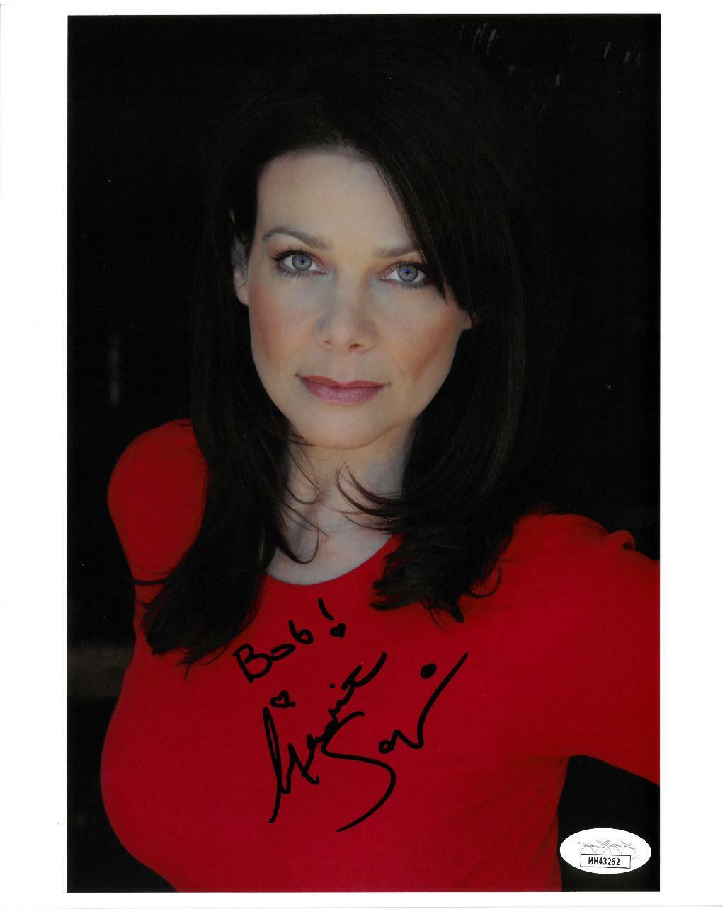 Meredith Salenger Signed Authentic Autographed 8x10 Photo Poster painting JSA #MM43262