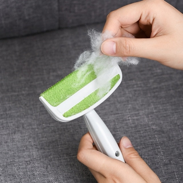 Anti-Static Upholstery Lint Remover | Couches & Pets