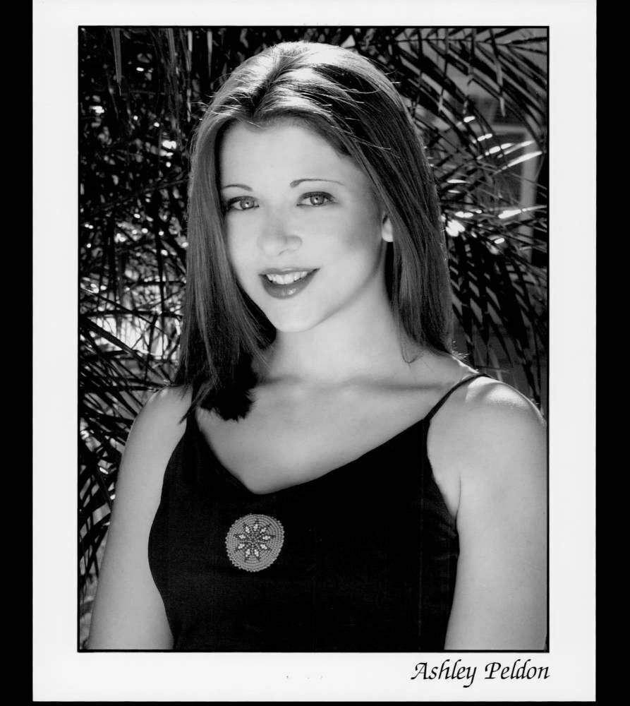 ASHLEY PELDON - 8x10 Headshot Photo Poster painting w/ Resume - Ghost World